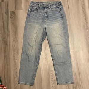 American Eagle Mom Jeans